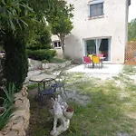 Lägenhet Le Clos Des Lauriers Carcassonne