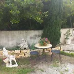 Le Clos Des Lauriers Lägenhet *