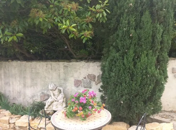 Le Clos Des Lauriers *